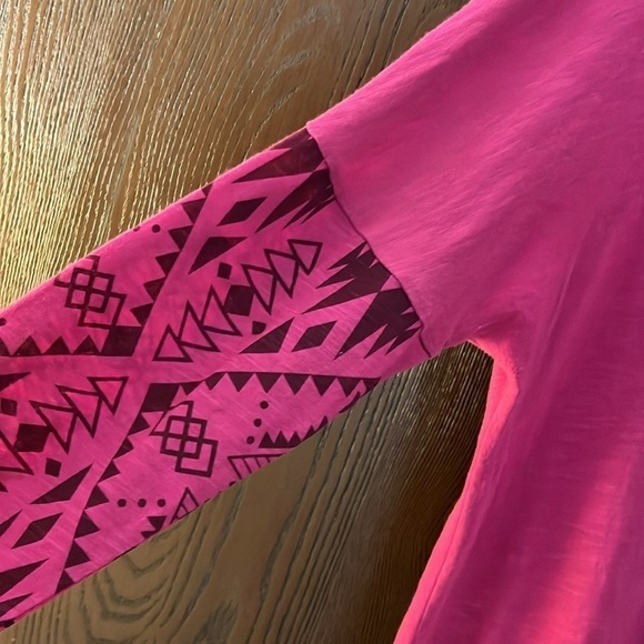 Pink long sleeved raspberry colored top. Size XS. - Picture 3 of 8